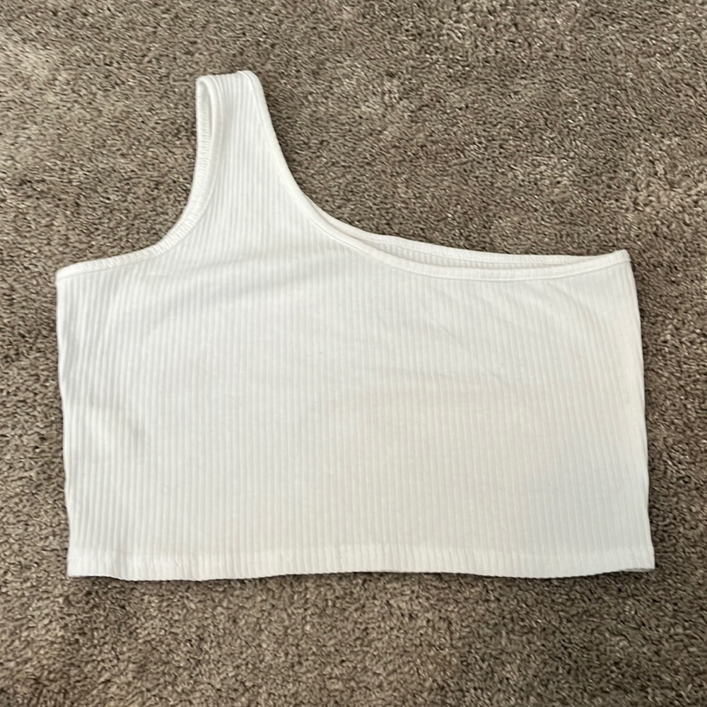 White one shoulder crop top